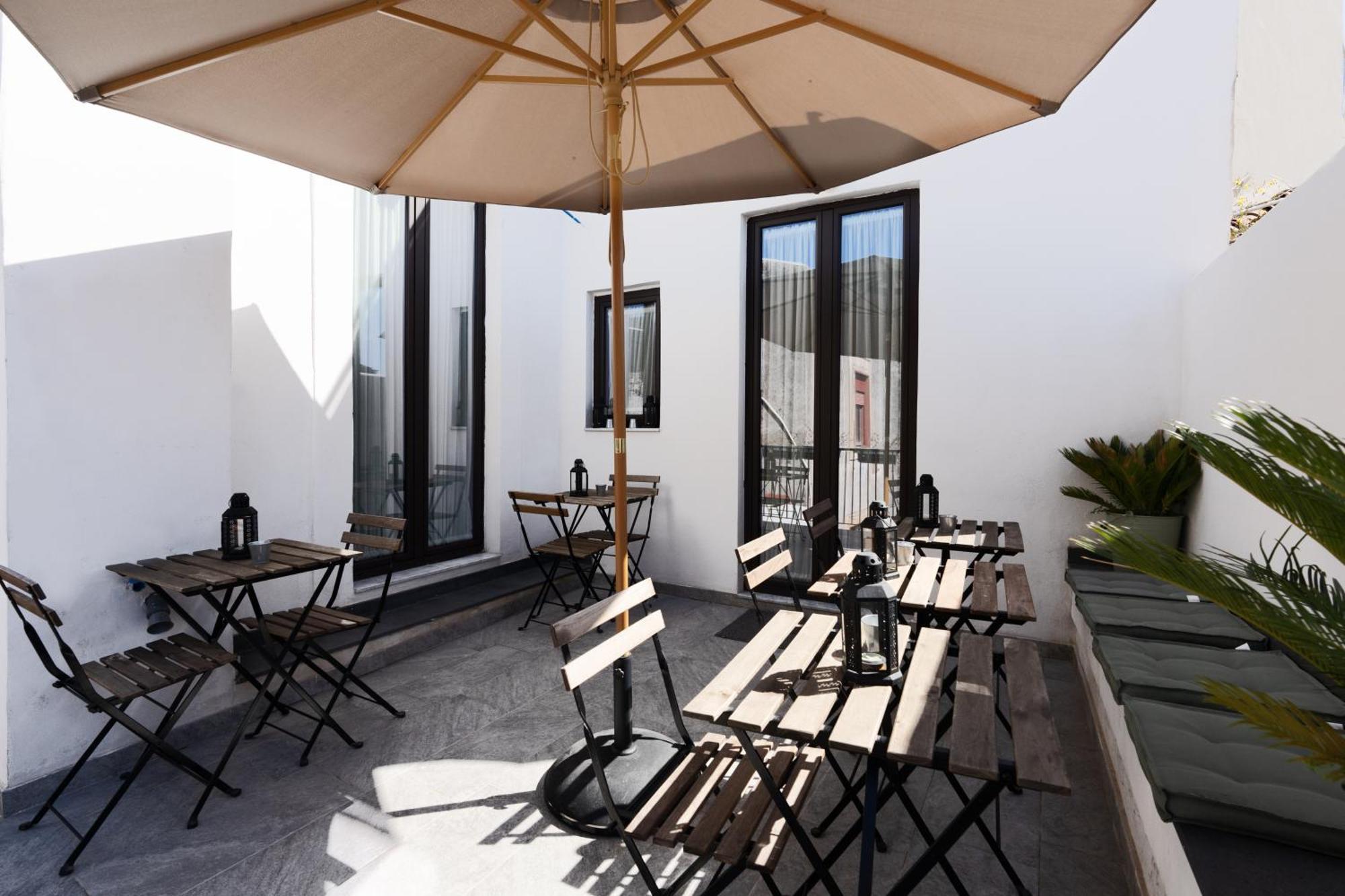 Holiday Lux Boutique Room CTA Exterior foto