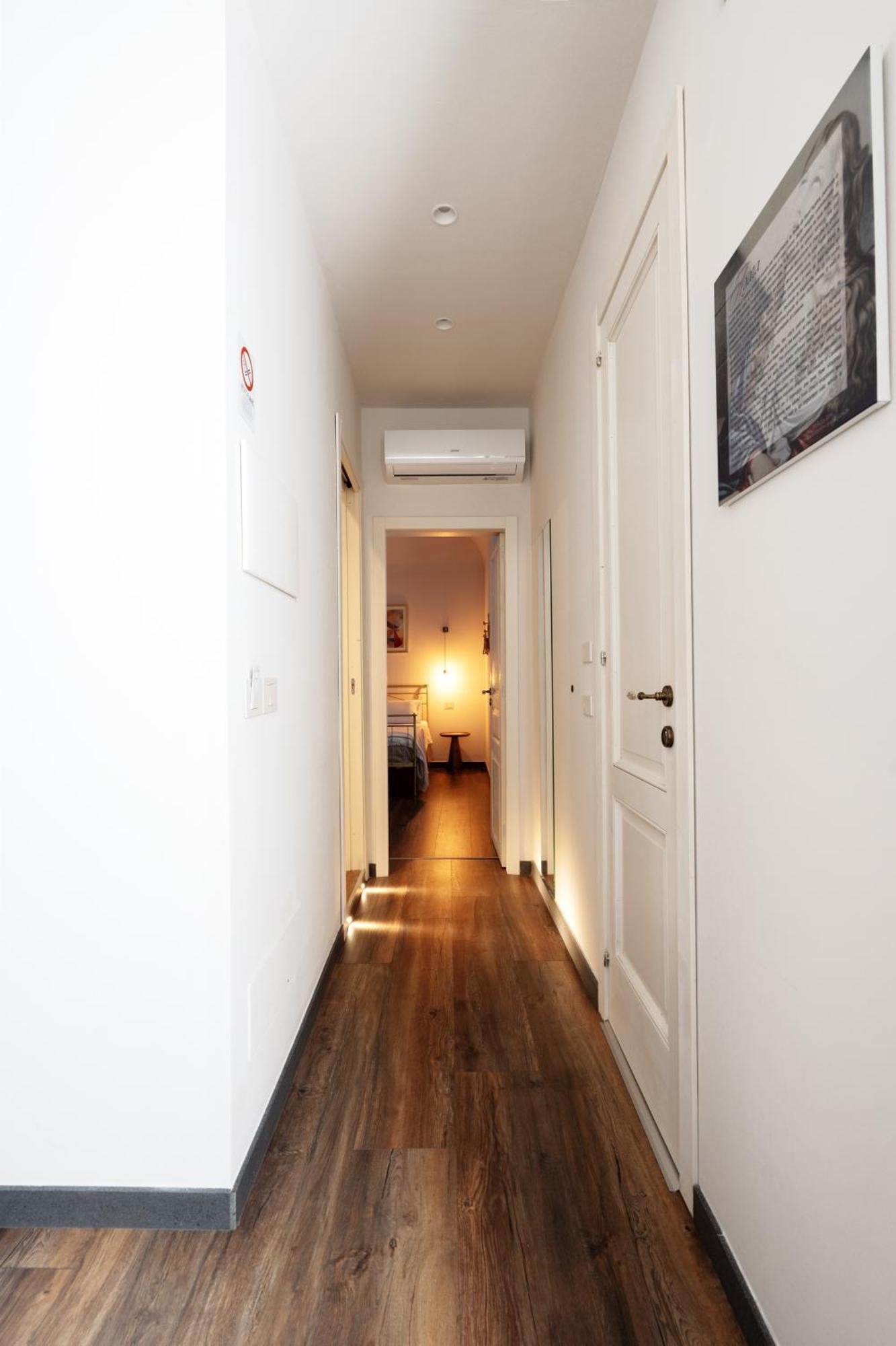 Holiday Lux Boutique Room CTA Exterior foto