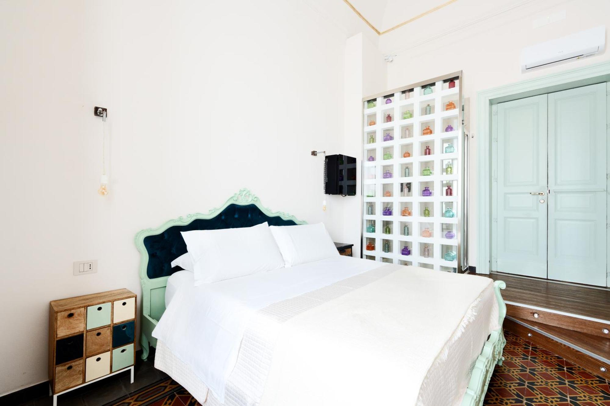 Holiday Lux Boutique Room CTA Exterior foto